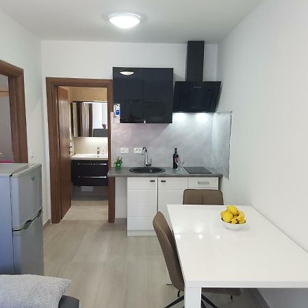 Apartmani Benjamin Бибине Екстериор снимка