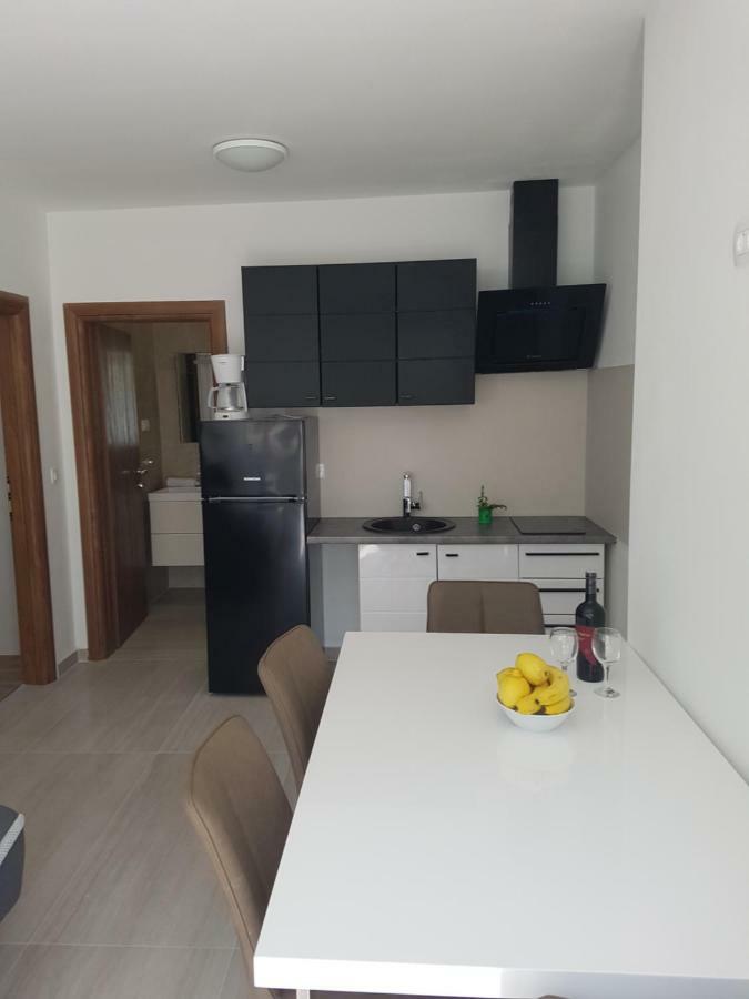 Apartmani Benjamin Бибине Екстериор снимка