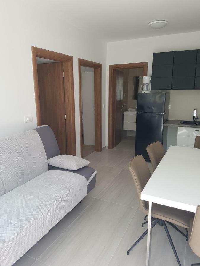 Apartmani Benjamin Бибине Екстериор снимка